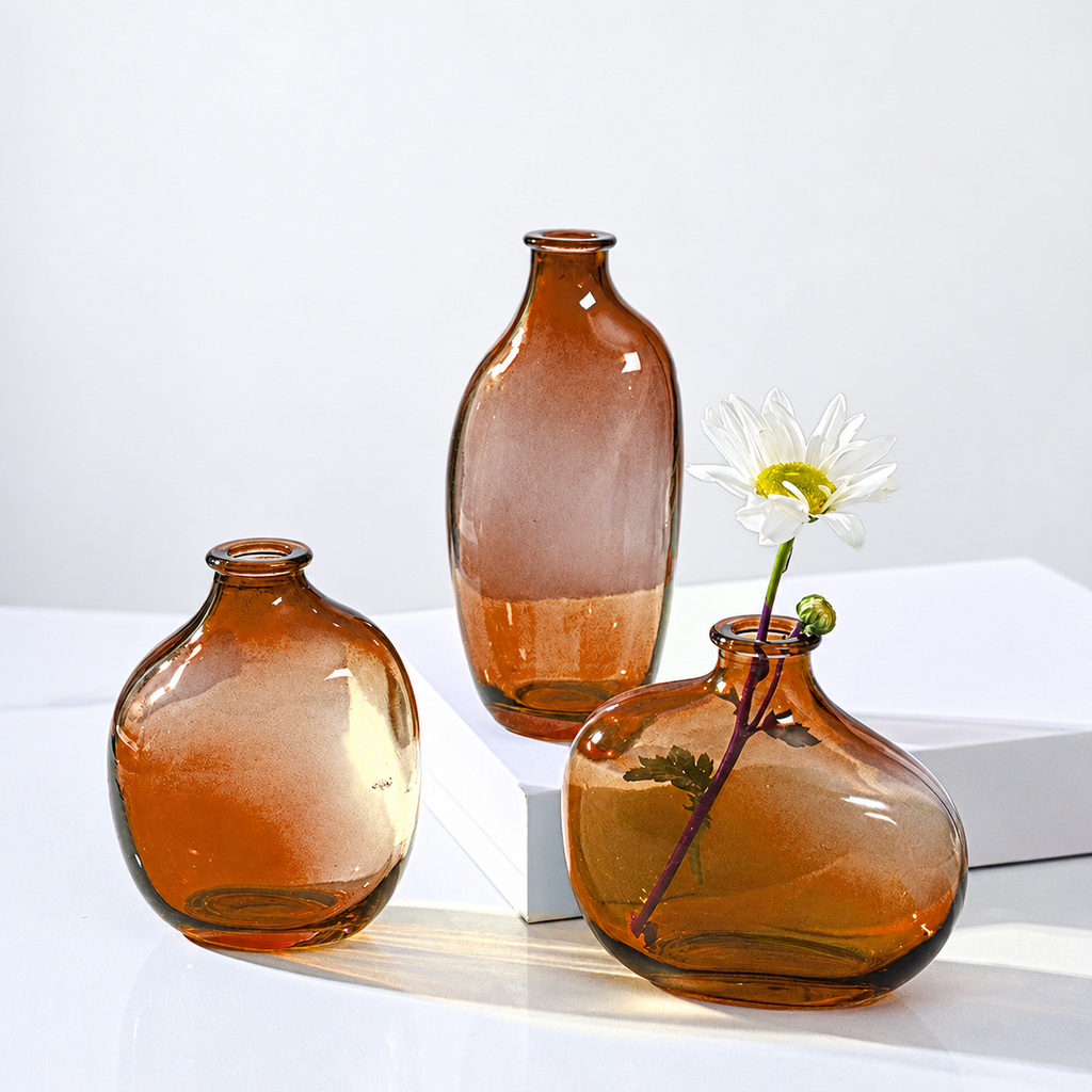 Vases en verre ambré asymétriques avec fleur, sans filigrane